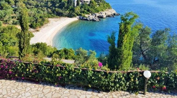 Villa Eos Gaios Luaran gambar